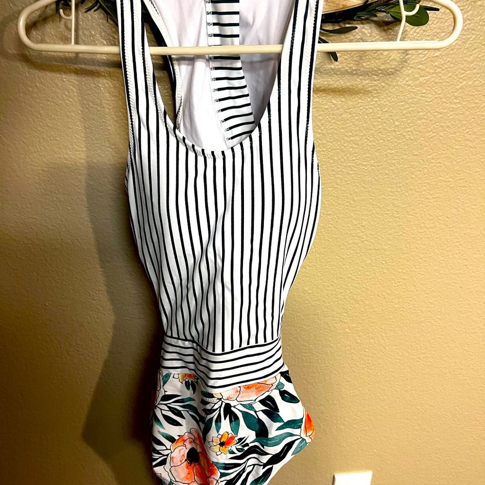 CUPSHE-NEW One piece suit